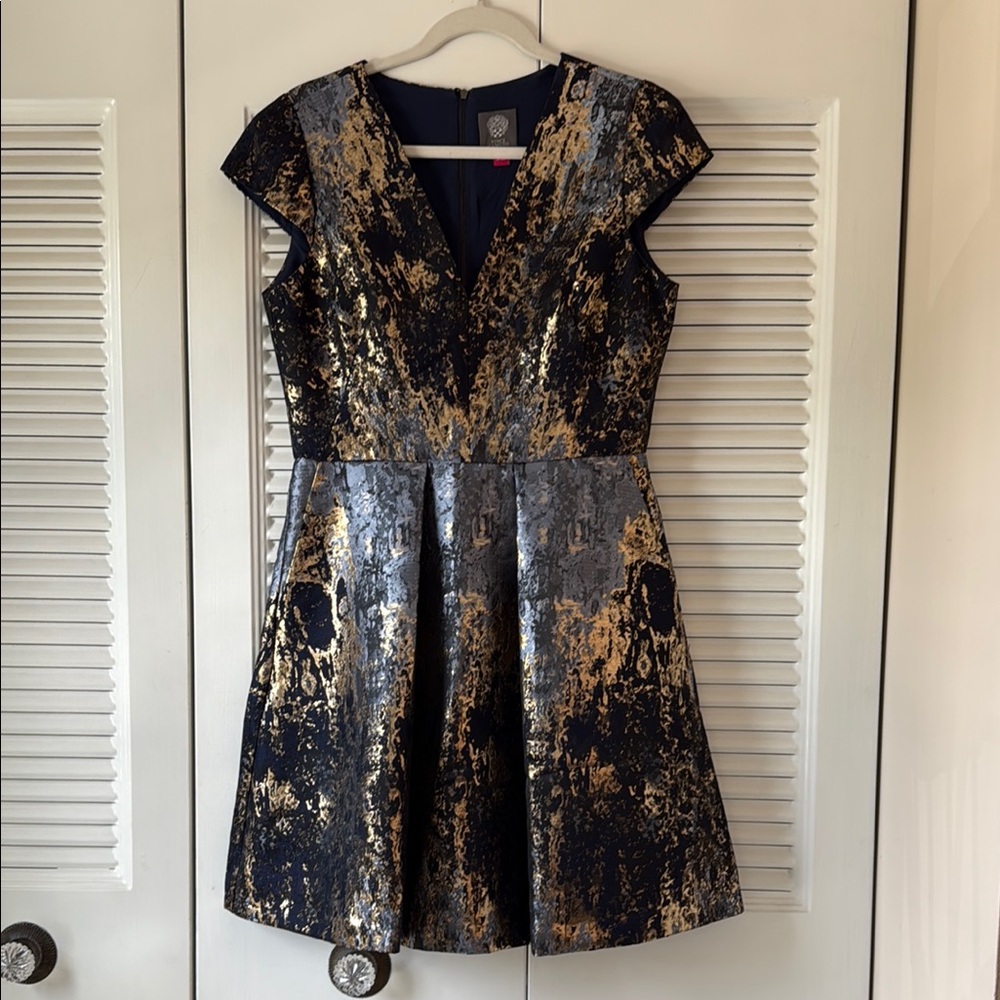Vince Camuto Navy and Gold Dress